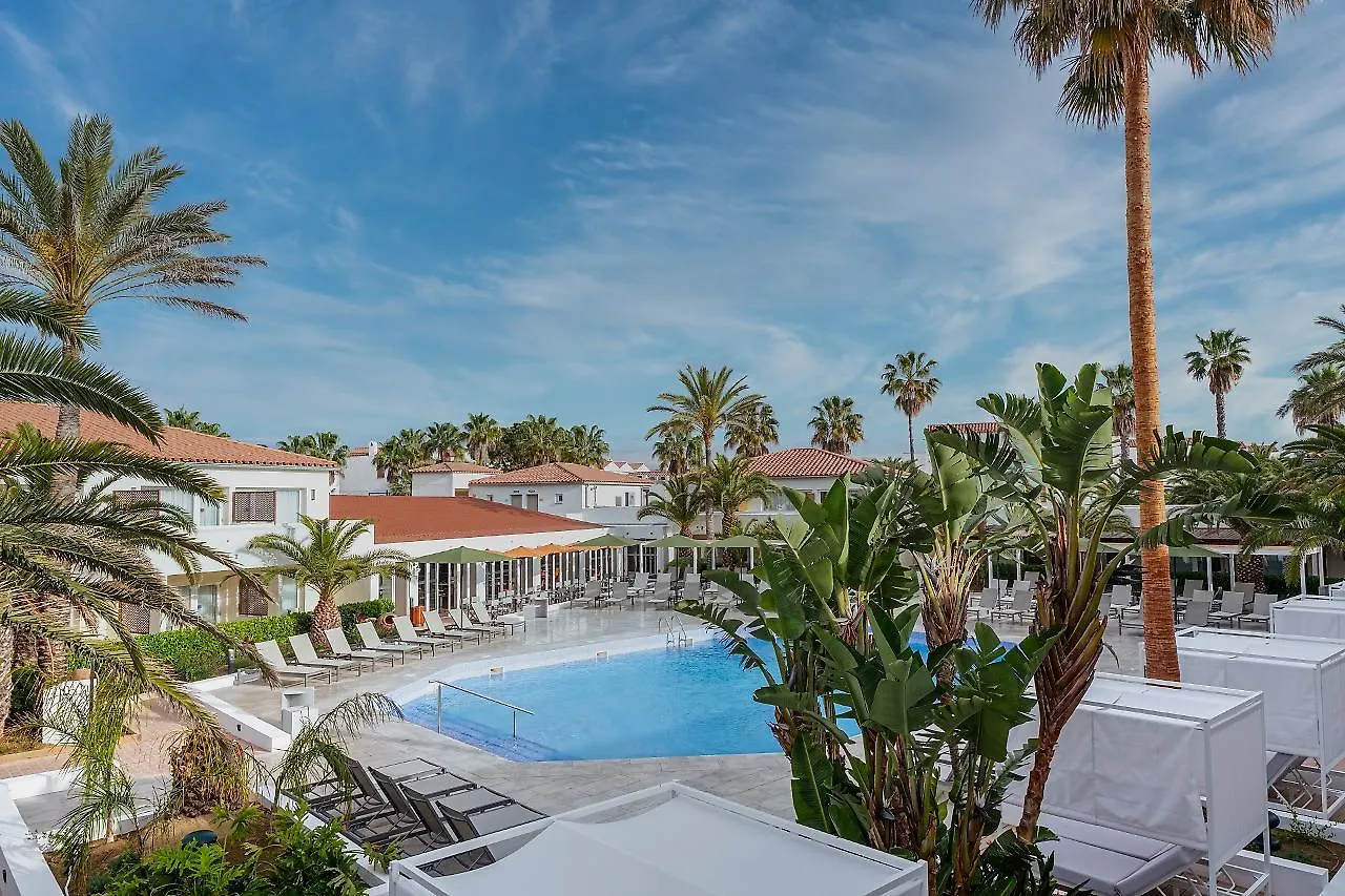 Oassium Hotel At Estival Park La Pineda